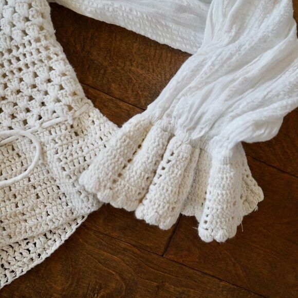 Free People Megan Crochet Open Back Long Sleeve Eyelet Crop Top Ivory Sz S Boho - Picture 13 of 14